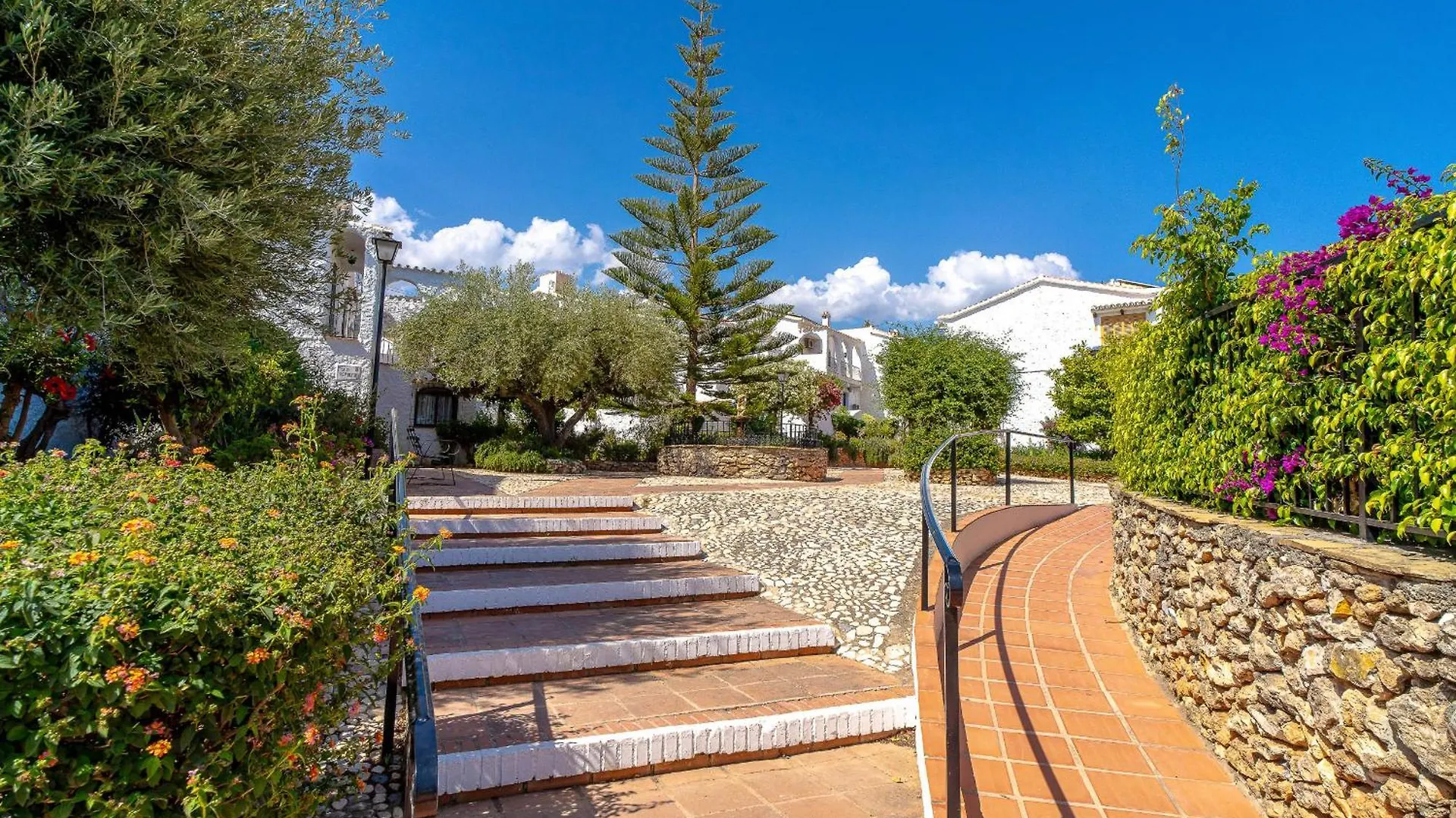 Apartment Capistrano Village Garden By Casasol Nerja